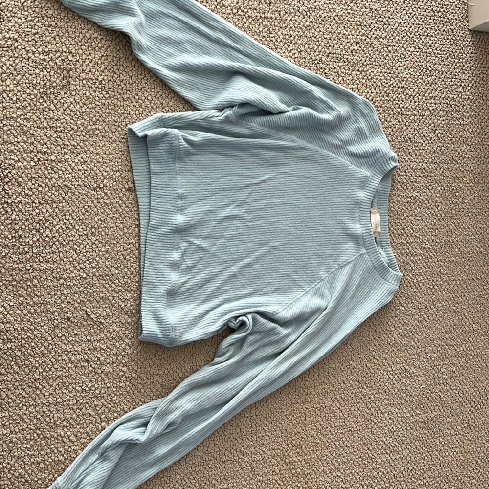 A never worn, cute Altard State sweater!